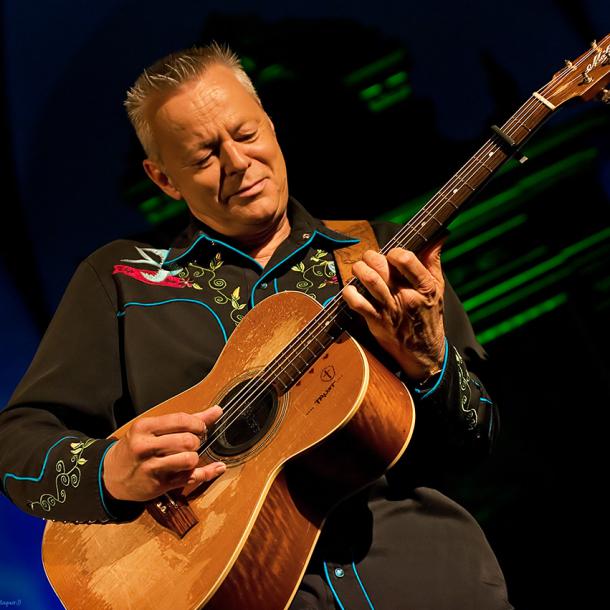 newberry opera house tommy emmanuel